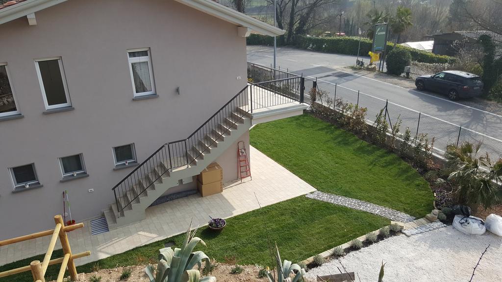 Mimosa Apartments Soiano Del Lago Eksteriør bilde