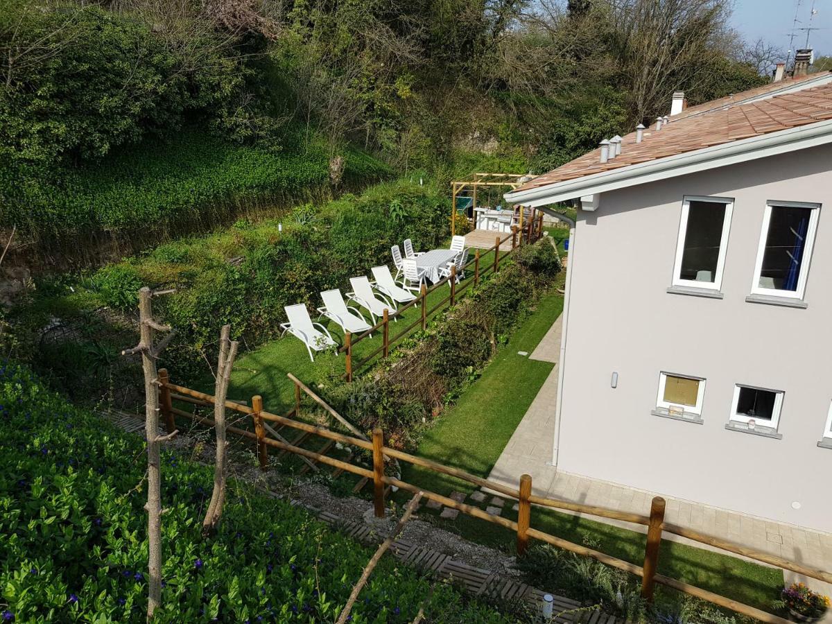 Mimosa Apartments Soiano Del Lago Eksteriør bilde